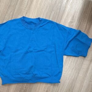 Blue oversized T Sweater (longer than T shirt sleeve)